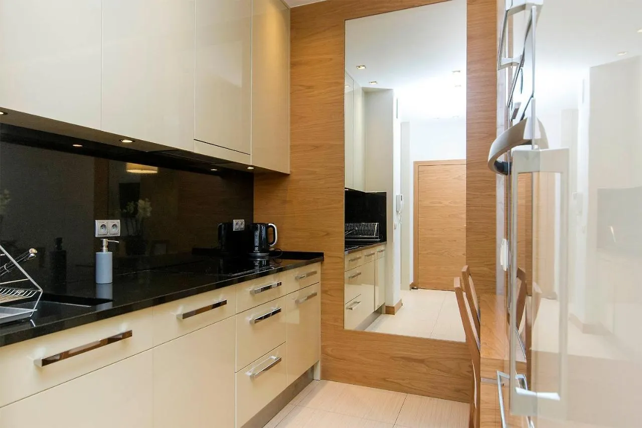 Waniliowy - Neptun Park By Oneapartments Gdansk Apartment